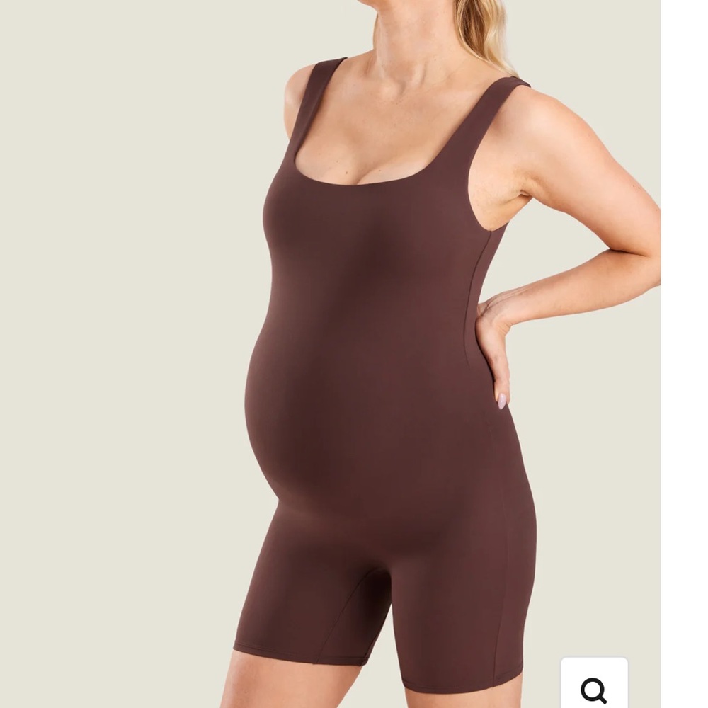 Women's Brown Maternity Bodysuit (NEVER WORN/ Momanda Size XL)